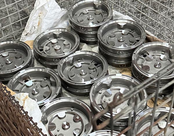 Componentes fundidos a presión de aleación de aluminio y magnesio